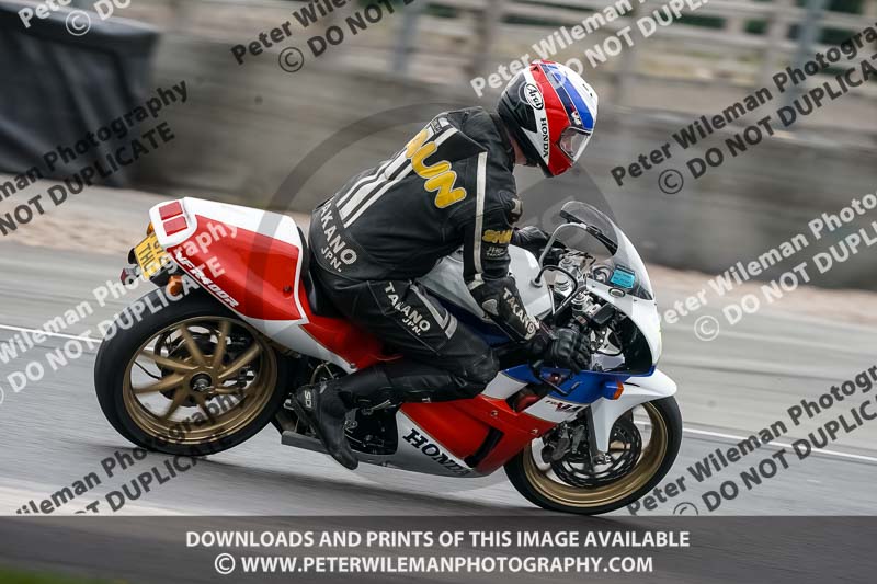 donington no limits trackday;donington park photographs;donington trackday photographs;no limits trackdays;peter wileman photography;trackday digital images;trackday photos